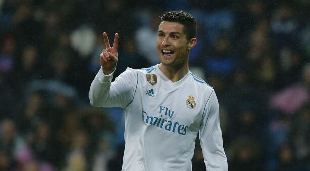 但他的表现 但他的表现