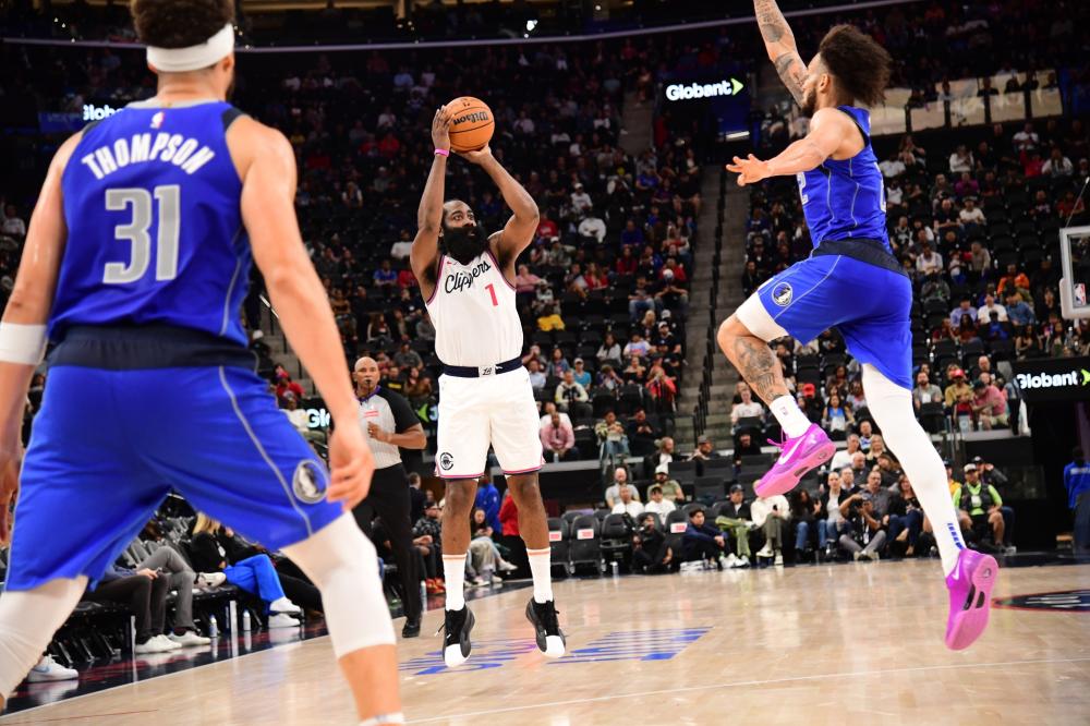 球员通过这 球员通过这