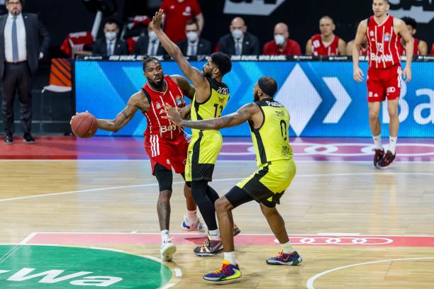 间欢呼雀跃 间欢呼雀跃